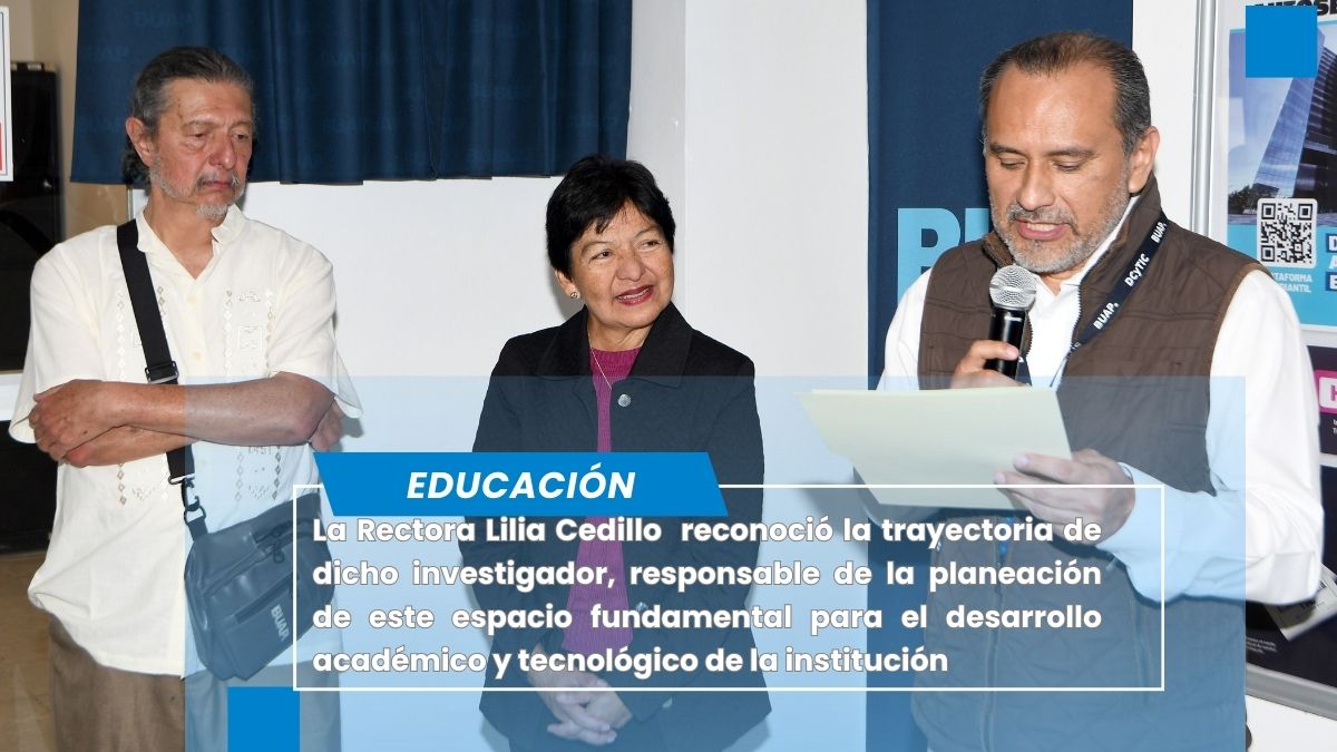 La Rectora Lilia Cedillo devela placa conmemorativa en reconocimiento a la labor del doctor Manuel Martín Ortiz