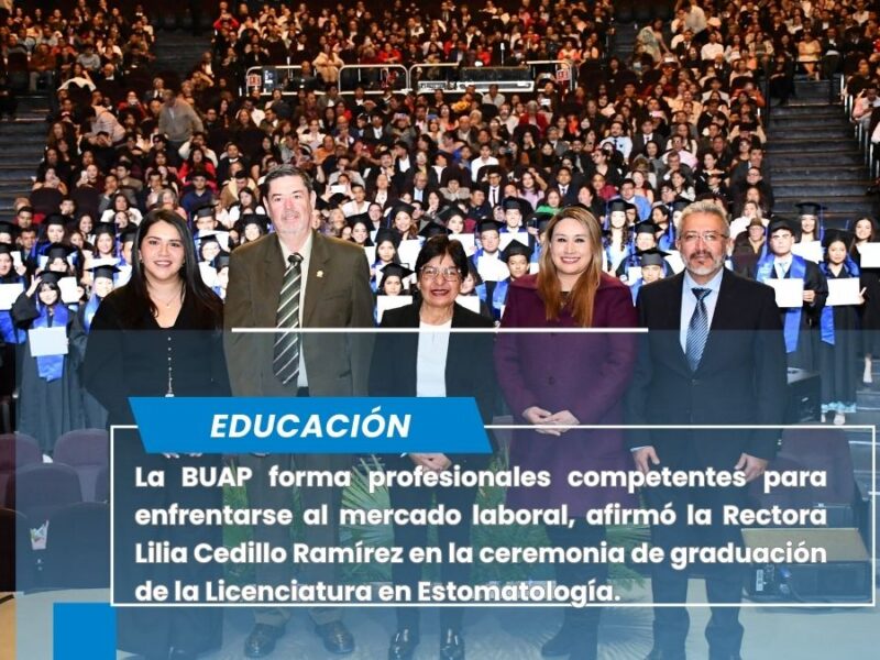Rectora Lilia Cedillo preside graduación de la Licenciatura en Estomatología