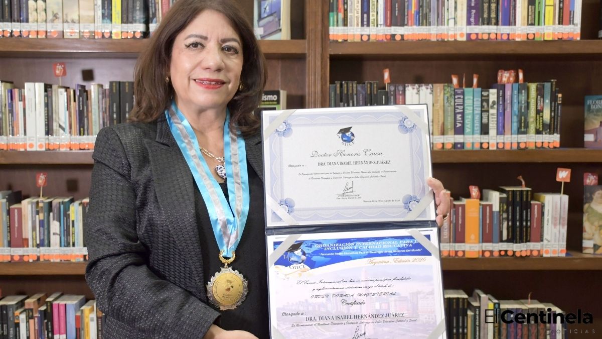 La doctora Diana Isabel Hernández Juárez, académica de FFyL-BUAP recibe Doctorado Honoris Causa por la OIICE
