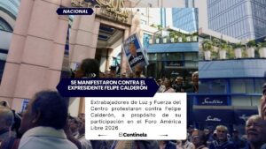 Extrabajadores de Luz y Fuerza del Centro protestan contra Felipe Calderón; decapitaron su estatua en Los Pinos