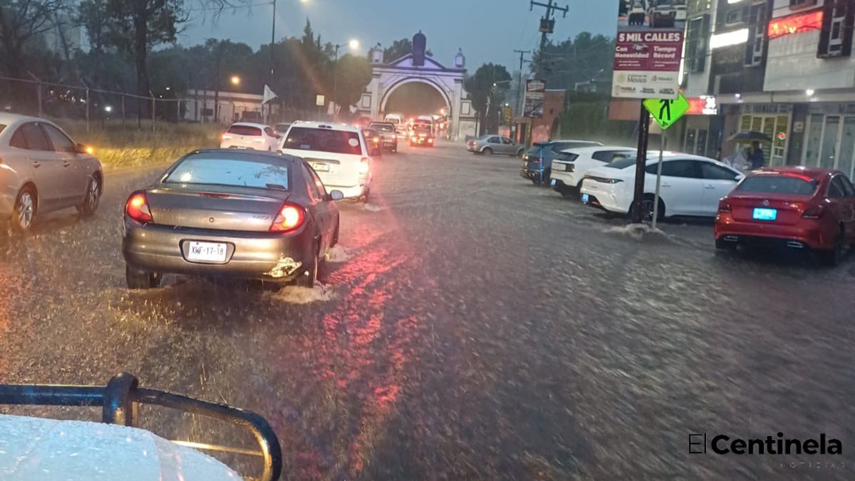 Con apagones y bajo el agua inicia septiembre: Tras fuerte tormenta, Puebla reporta afectaciones a lo largo de la capital
